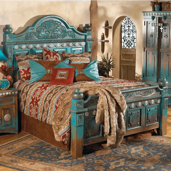 Cama-estilo-colonial-español-con-acabado-turquesa-hecho-a-mano
